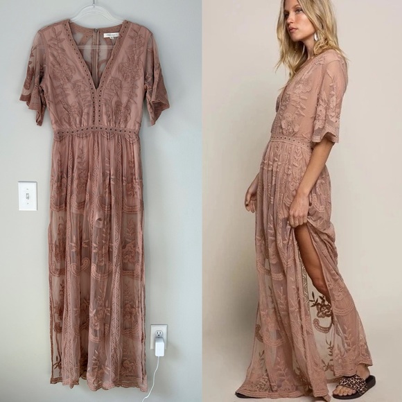 Honey Punch Dresses & Skirts - Honey Punch Lace Maxi Dress